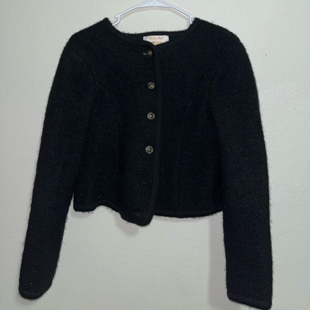 100% black wool cardigan